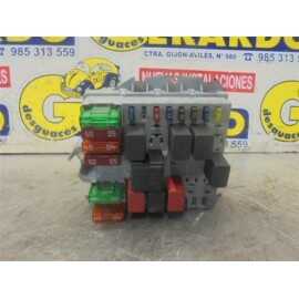Caja Fusibles Reles Alfa Romeo Alfa 147 (190)(2000+) 1.6 T.Spark ECO Distinctive [1