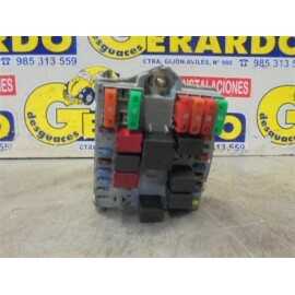 Caja Fusibles Reles Alfa Romeo Alfa 147 (190)(2000+) 1.6 T.Spark ECO Distinctive [1